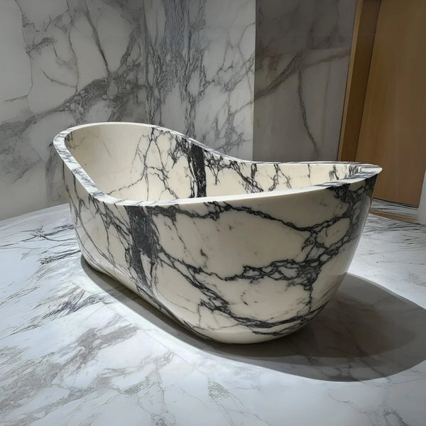Veined Marble Splendor Bathtub hover